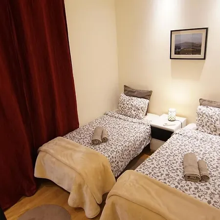 Διαμέρισμα Cozy In Center *