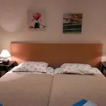 Cozy In Center