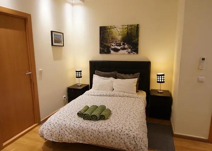 Cozy In Center