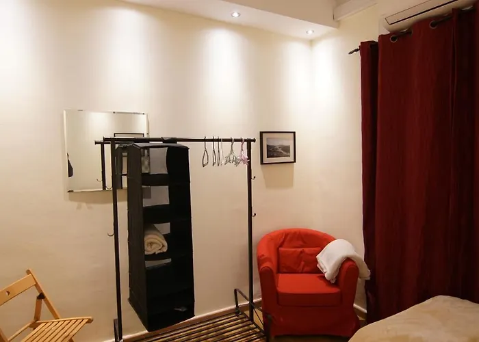 Апартаменты Cozy In Center
