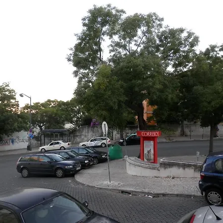 Cozy In Center Daire Lisboa